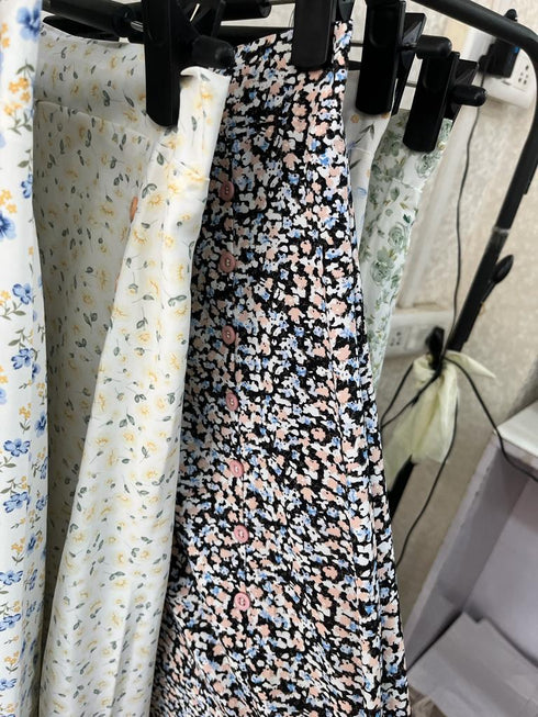 Floral Slit Skirt With Button